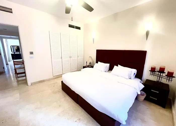 Apartment New Marina, 2 Bedrooms, Sea View Hurghada
