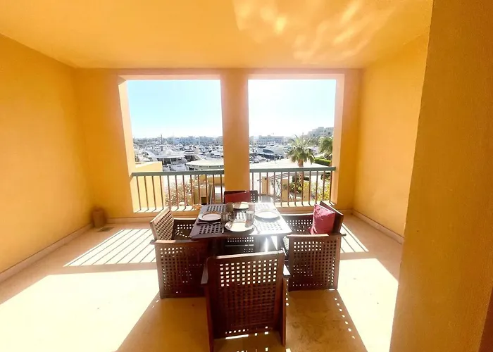 New Marina, 2 Bedrooms, Sea View *